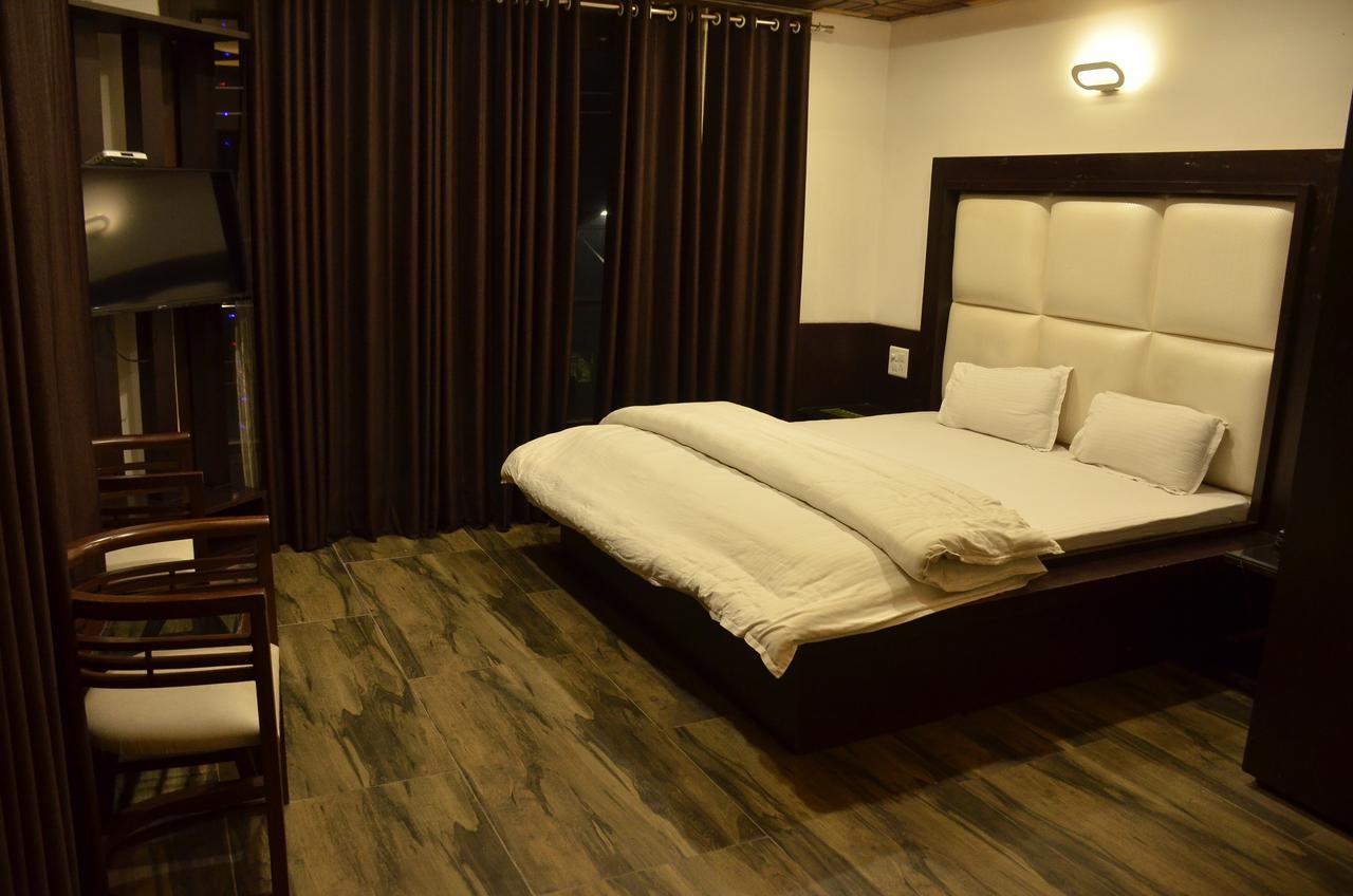 Hotel Bellevue Inn Gangānagar Kültér fotó